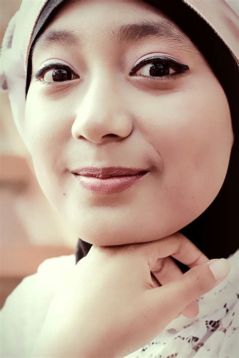 Girl Hijab Smile Free Photo On Pixabay