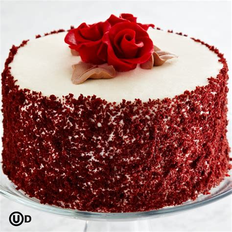 Red Velvet Cake Fairytooth Dessert