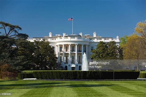 United States White House And South Lawn High Res Stock Photo Getty