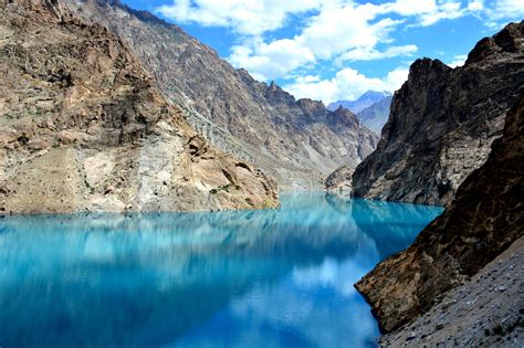 Top 15 Most Beautiful Lakes In Pakistan Realtorspk Blog