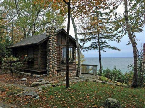 Pin By Deb Thompson On Beautiful Places Rustic Cabin Cabin Life