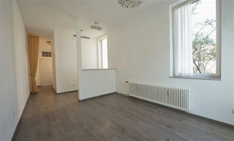 Krefeld-Stadtmitte! Sanierte 1-Zimmer-Wohnung mit kleiner ...