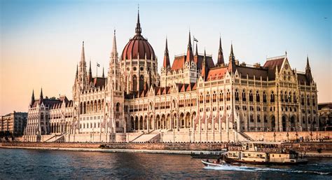 Gezimanya'da macaristan hakkında bilgi bulabilir, macaristan gezi notlarına, fotoğraflarına, turlarına ve videolarına ulaşabilirsiniz. Macaristan tahvil satışıyla oturum vermeyecek - Ekonomi ...