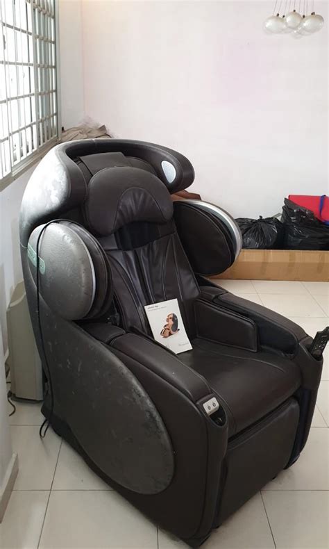 Osim Udivine Massage Chair Furniture And Home Living Furniture Chairs