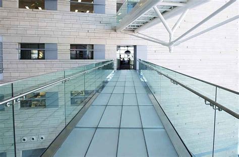 Denver Glass Interiors Maverik Laminated Glass Interior Walkway