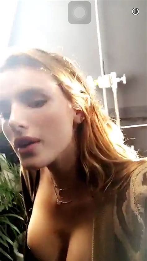 Bella Thorne Topless At Private Photos Scandal Planet