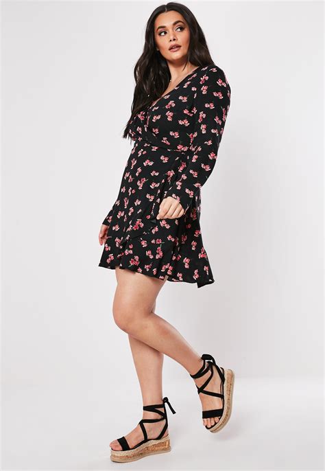 Plus Size Black Floral Print Ruffle Hem Mini Dress Missguided