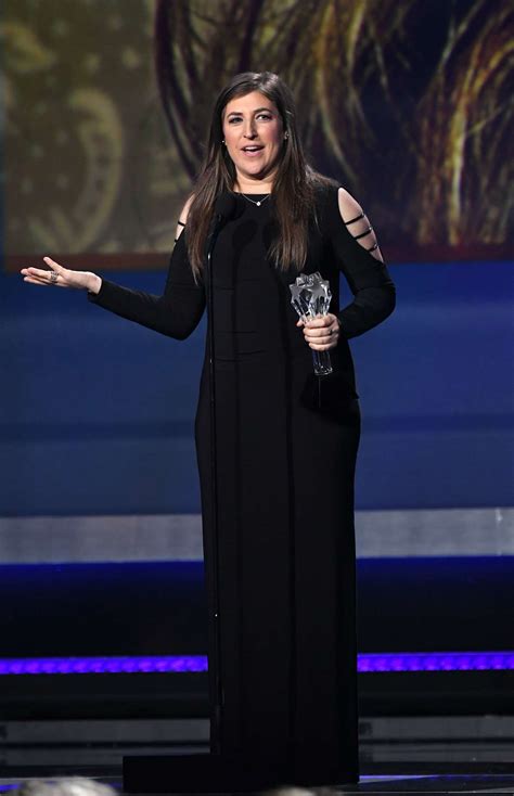 Mayim Bialik Critics Choice Awards 2018 01 Gotceleb