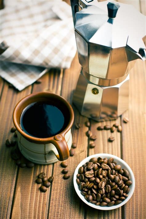 Alimenti moka caffettiera vintage tazze. Best Moka Pot: 8 Italian Coffee Maker Pots You Can Buy ...