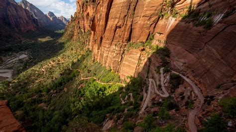 Angels Landing Trail In Zion National Park Utah Wallpaper By T1000