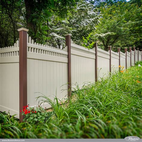 Vinyl Privacy Fence With Stepped Picket Top Illusions Fence