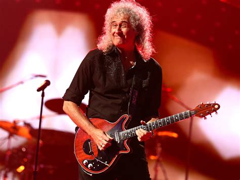 Listen to brian may on spotify. Brian May is teaching Queen guitar parts on Instagram ...