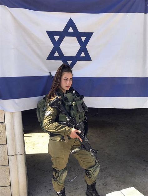 Idf Women Military Women Israeli Female Soldiers Mädchen In Uniform Israel Defence Forces