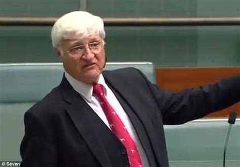 Bob Katter Huge Gay Spray Ahead Of Same Sex Marriage Vote Daily Mail Online