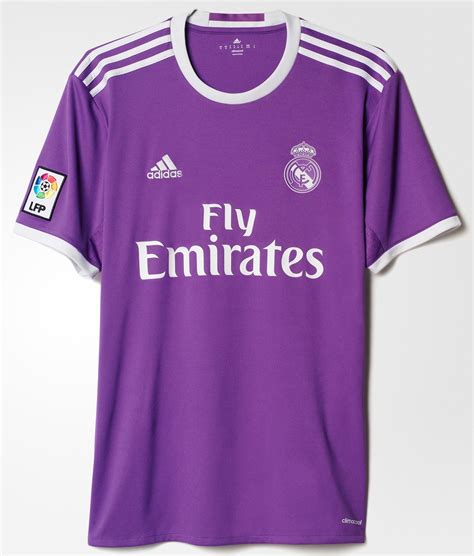 Real madrid emblem stitched on the chest and inscription on retrocollis. Real Madrid Launch 2016/17 Away Kit