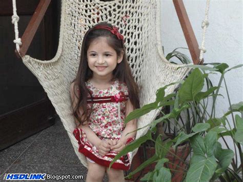 Harshaali Malhotra Very Cute Unseen Hd Wallpapers Images Pic Hsd Links