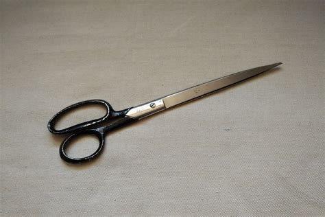 Vintage Monarch 509 Sewing Scissors Made In Italy Vinty