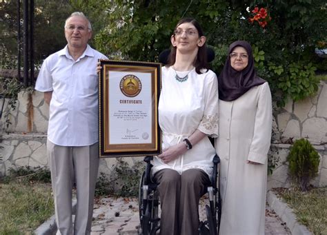 Worlds Tallest Woman Recognized By Guinness Video