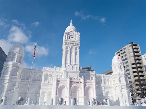 Amazing Pictures From The Japanese Snow Festival That Just Drew More