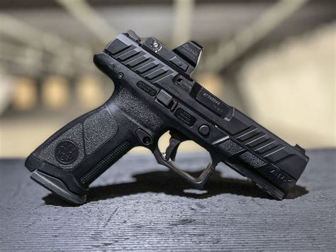 Gun Review Beretta Apx A1 Full Size 9mm Pistol Tactical Stars And