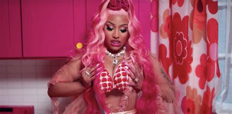 Nicki Minaj Super Freaky Girl Video 16bars