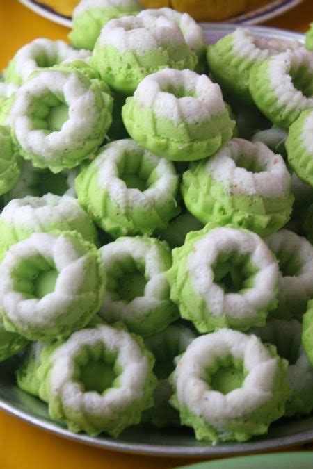 Karipap ialah sejenis juadah yang terkenal di indonesia, malaysia, thailand dan singapura. Resipi Sri Ayu - Resepi Bergambar