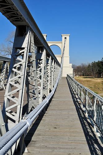 Waco Suspension Bridge The Historic Waco Suspension Bridge Flickr