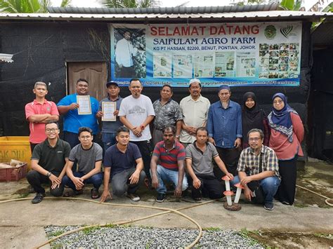 Ini bertujuan untuk memudahkan hal urusan kewangan harian kerana terdapat pelbagai perkara perlu diuruskan. saifulam-agrofarm: Gambar Peserta Kursus Tanaman Cendawan ...