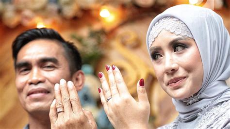 Calon Suami Pejabat Shinta Bachir Akan Gelar Pesta Mewah Showbiz