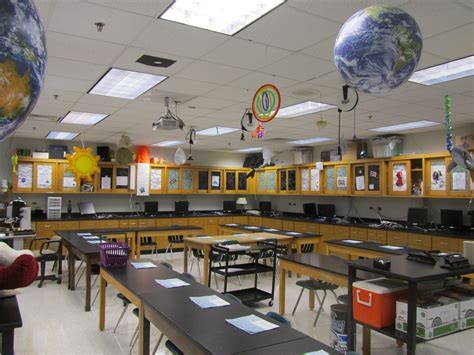 Classroom Photos Of Mr Dyres High School Science Lab