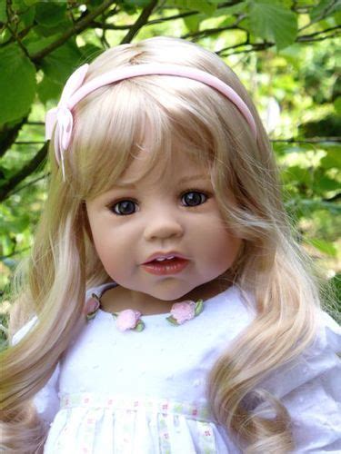 Sundays Child Blonde By Monika Levenig For Masterpiece Dolls Tipos