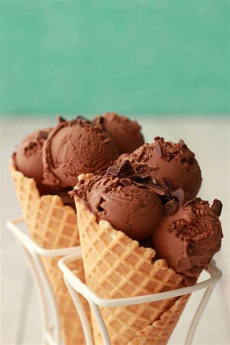 It may be made from dairy milk or cream and is flavoured with a sweetener. The Most Decadent Vegan Chocolate Ice Cream - Loving It Vegan