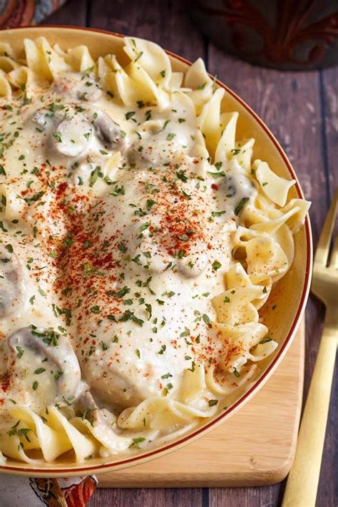 Is there anything better in the colder months than a big bowl of warm creamy homemade soup? Crock Pot Creamy Chicken Breasts | Simply Happy Foodie