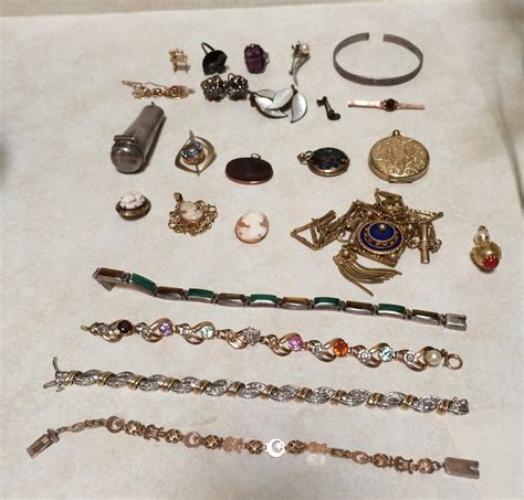 Jewelry Hoard 1 Collectors Weekly