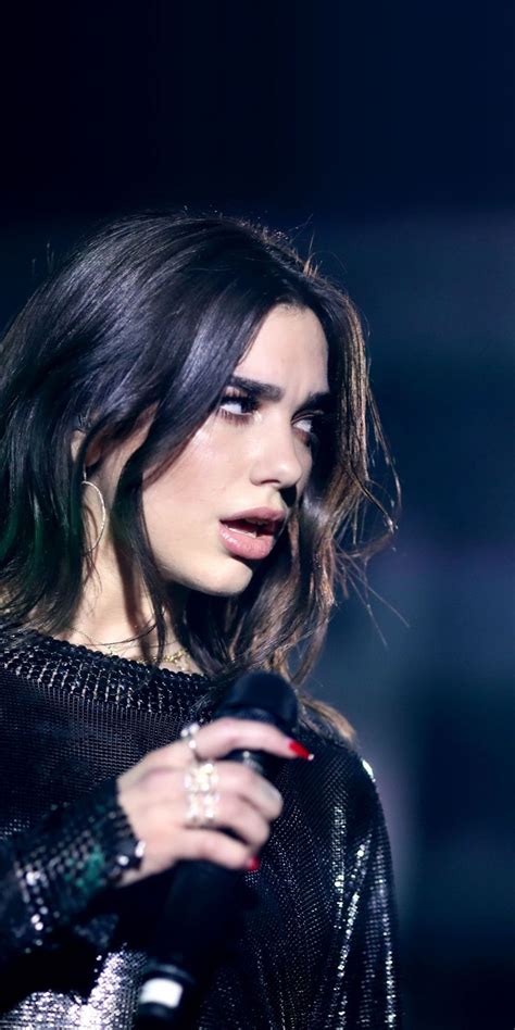 In addition to her previously released singles in early 2019, lipa won best new artist at the 61st grammy awards, also taking the prize for best. fearsome wallpaper Performance, gorgeous, singer, Dua Lipa ...