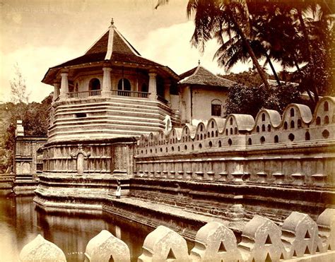 Sri Dalada Maligawa The Buddhist Temple At Kandy Sri Lanka