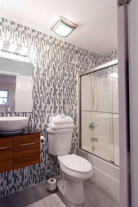 Before And After 30 Incredible Small Bathroom Makeovers Budget