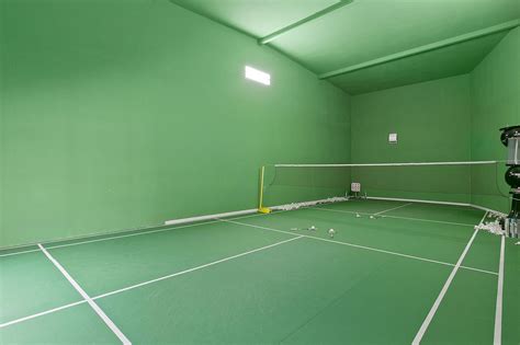 Penang badminton associations provides badminton court facilities in bukit dumbar. For the sport enthusiast, this Fullerton property boasts a ...