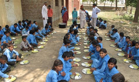 The commodity supplemental food program (csfp) India's school lunch program may be imperfect, but it ...