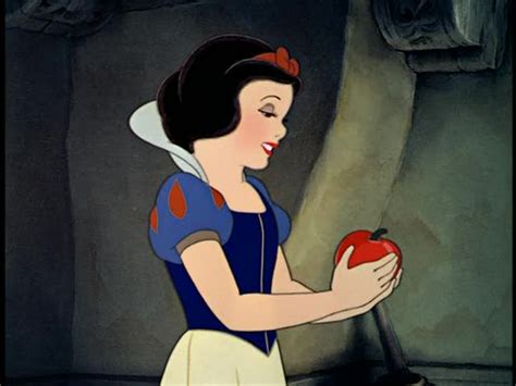 The Apple Snow White Image 25812231 Fanpop