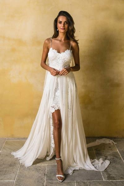 5 Lace Wedding Dresses To Fall Hopelessly In Love With
