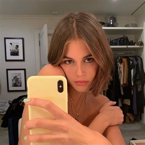 Kaia Gerber Nude LEAKED Pics Topless On The Runway Porn