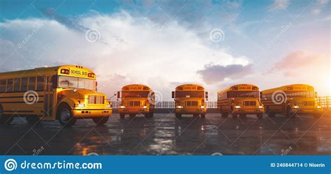 Flota De Autobuses Escolares Amarillos En Estacionamiento Foto De
