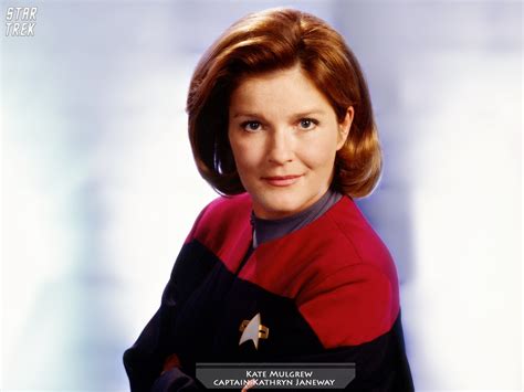 Star Trek Uss Voyager Captain Kathryn Janeway Free Star Trek Computer