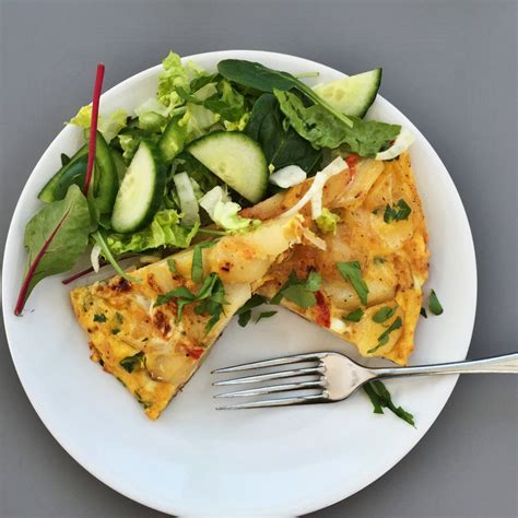 A collection of 193 omelette recipes with ratings and reviews from people who have made them. Spanish omelette | Daisies & Pie