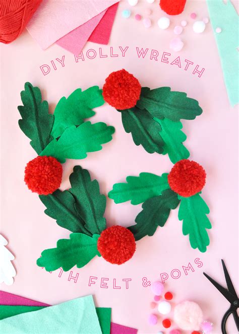 Diy Felt Holly Wreath The House That Lars Built