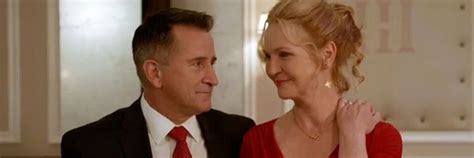 A Good Marriage Trailer And Poster Stephen King Thriller Stars Joan Allen