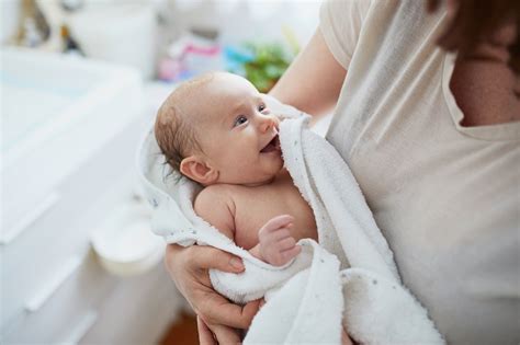 6 Breastfeeding Hacks That Will Change Your Life Mom Blog Society