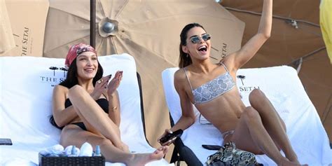 Kendall Jenner Bella Hadid Don Skimpy Bikinis In Miami Pics
