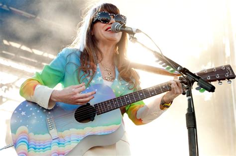 Jenny Lewis Embarks On Solo ‘voyage